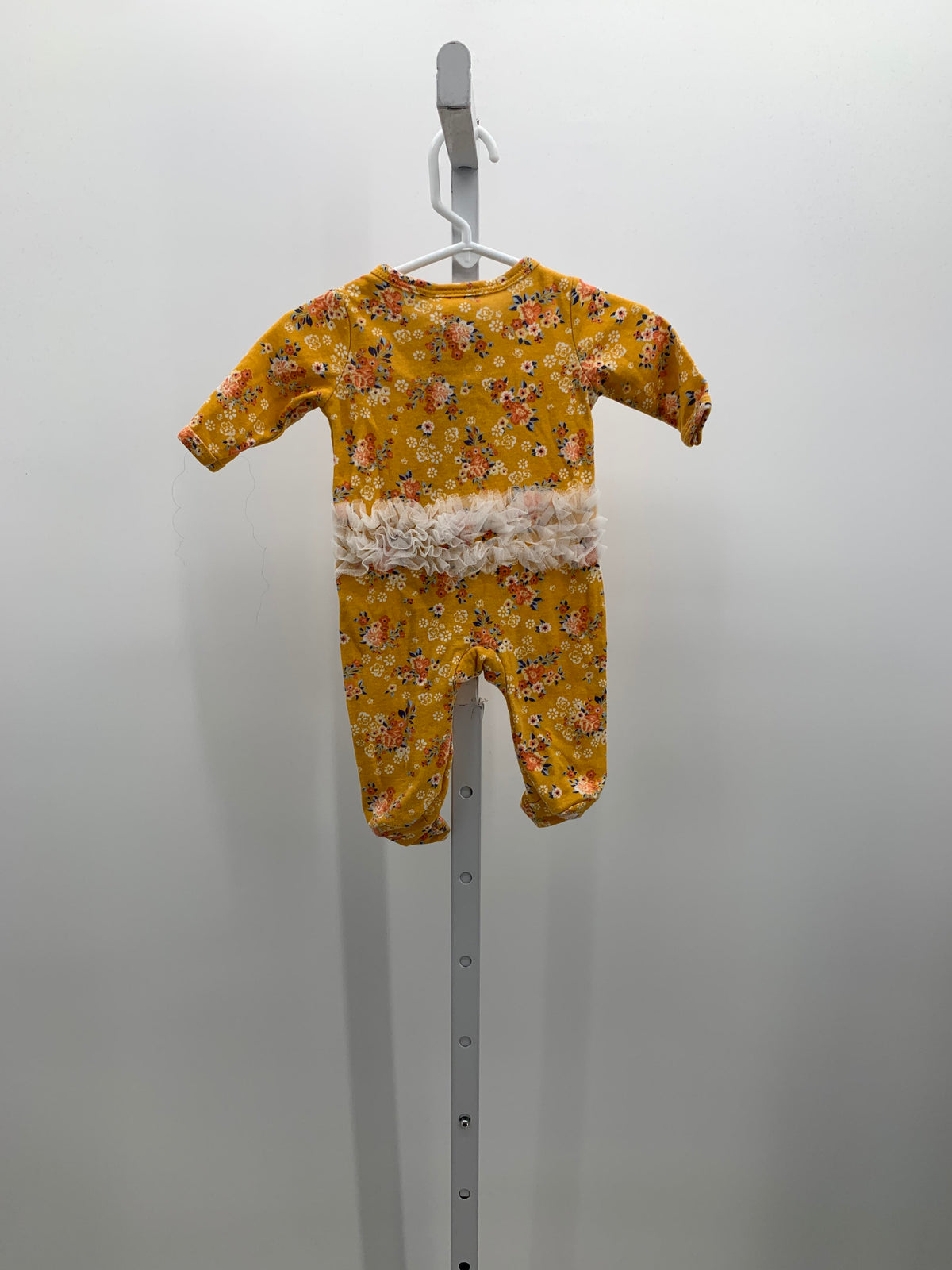 Nicole Miller Size 0-3 months Girls Long Slv. Romper