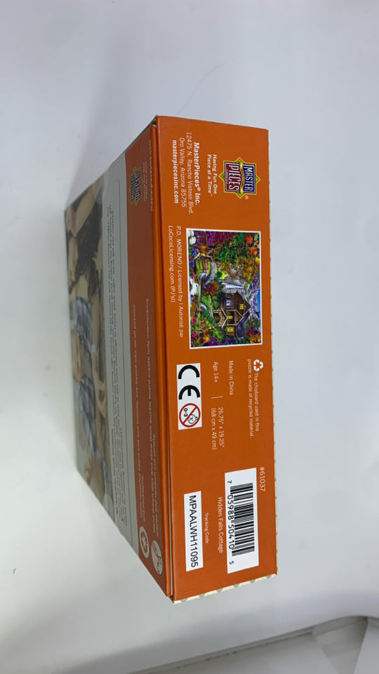 NIB HIDDEN FALLS COTTAGE PUZZLE.