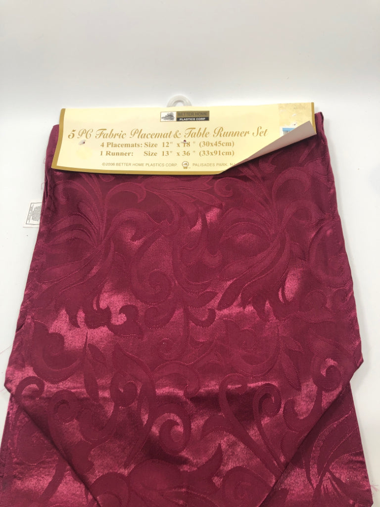 NIP 5PC RED PLACEMAT AND TABLE RUNNER SET.