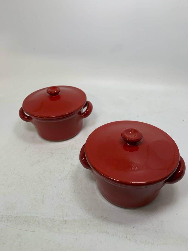 2 PIRAL POTTERY ALBISOLA ITALY TERRACOTTA SINGLE BAKERS W/ LIDS.