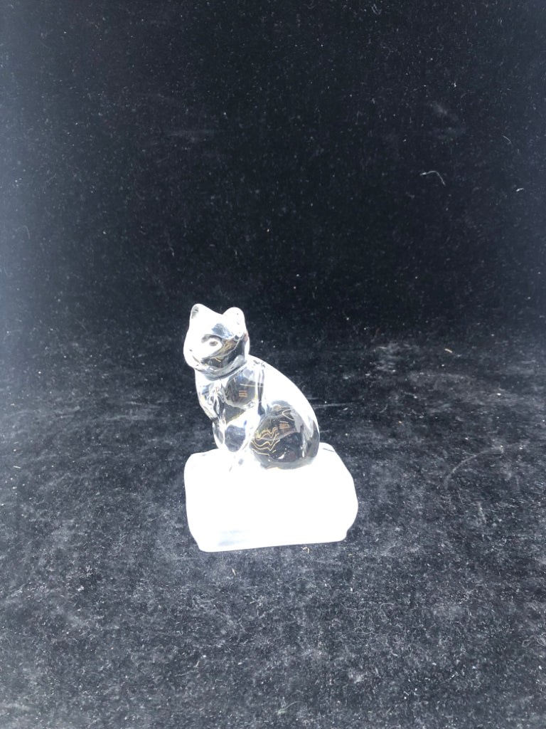 CLEAR/FROSTED GLASS CAT PAPER WEIGHT.
