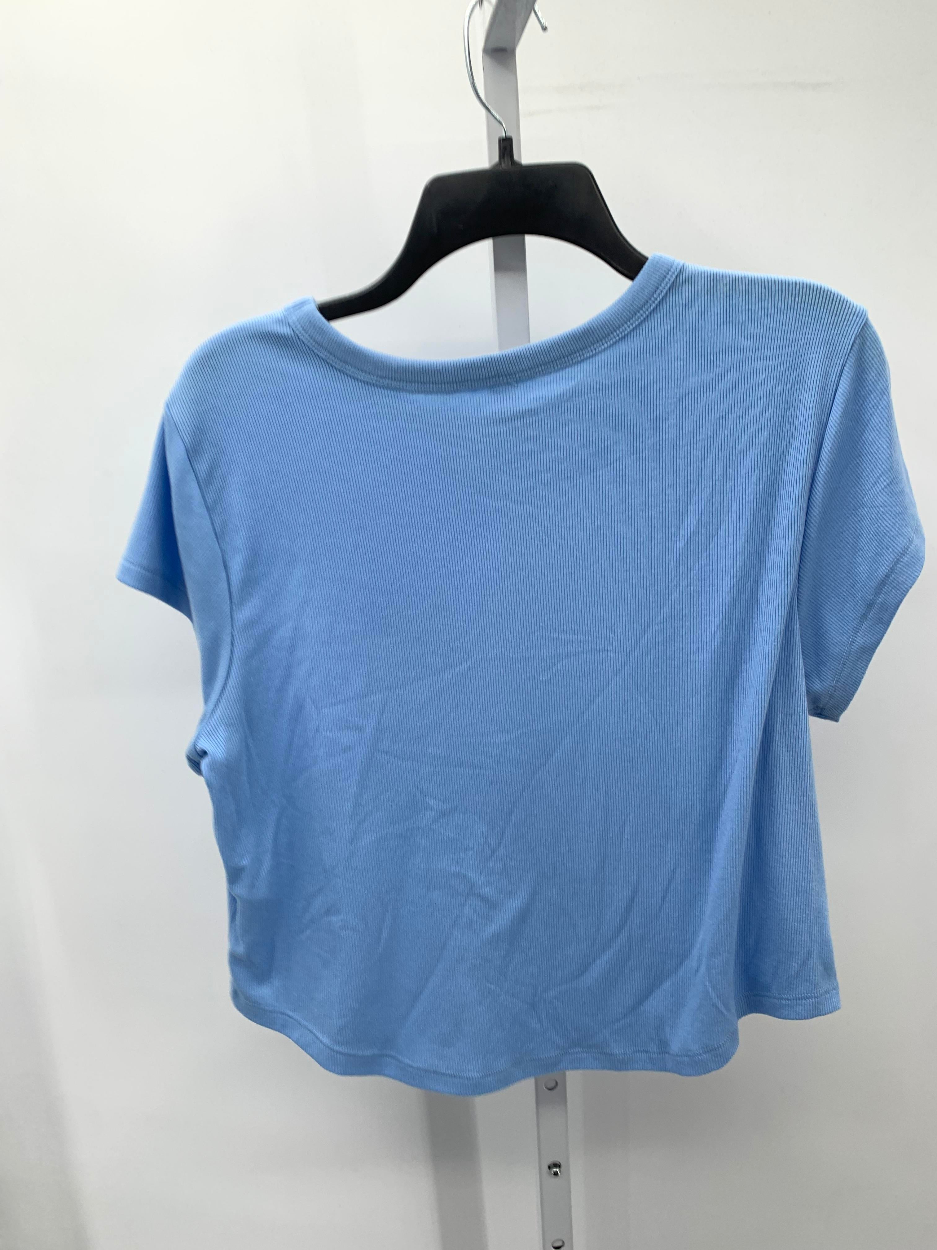 Old Navy Size Extra Large Misses Short Sleeve Shirt