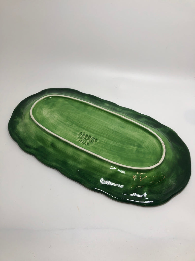 CERAMIC LAYERED LEAF OVAL PLATTER.