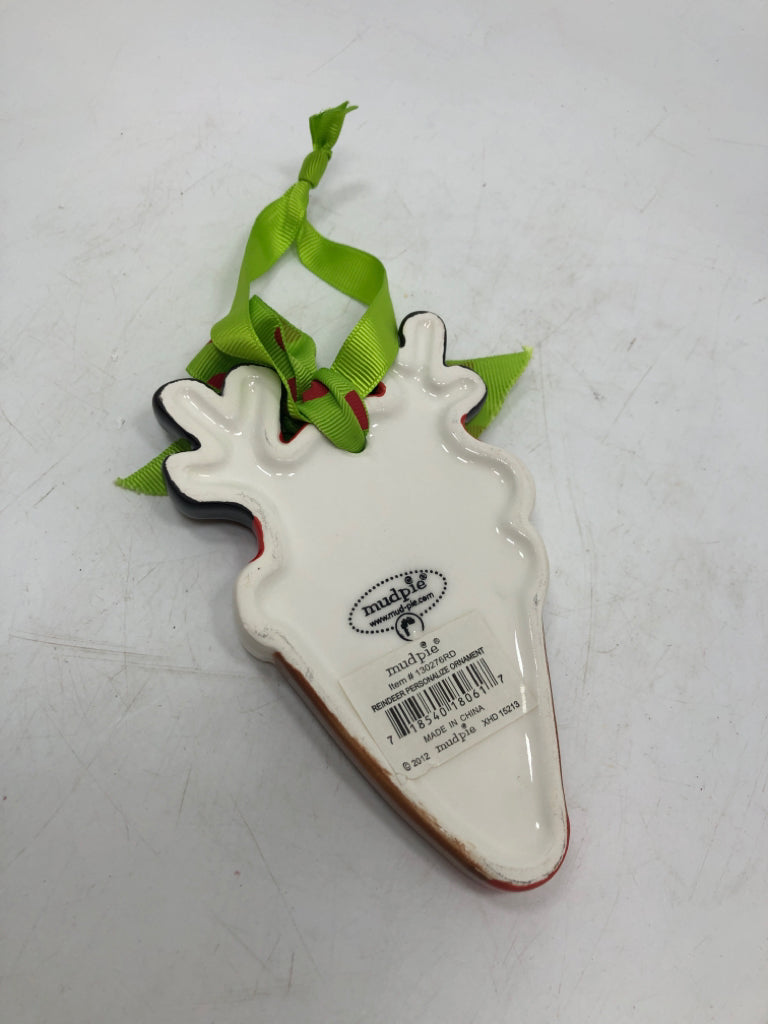 MUD PIE FLAT CERAMIC REINDEER FACE ORNAMENT.