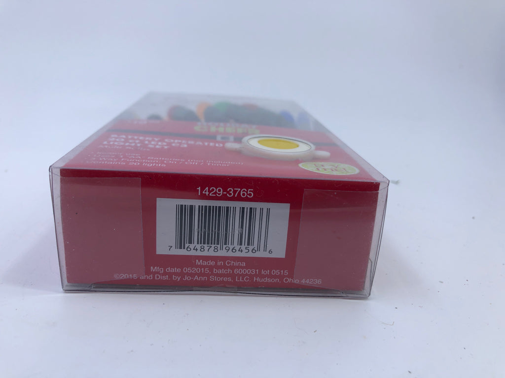 NIB HOLIDAY CHEER BATTERY OPERATED LIGHT SET.
