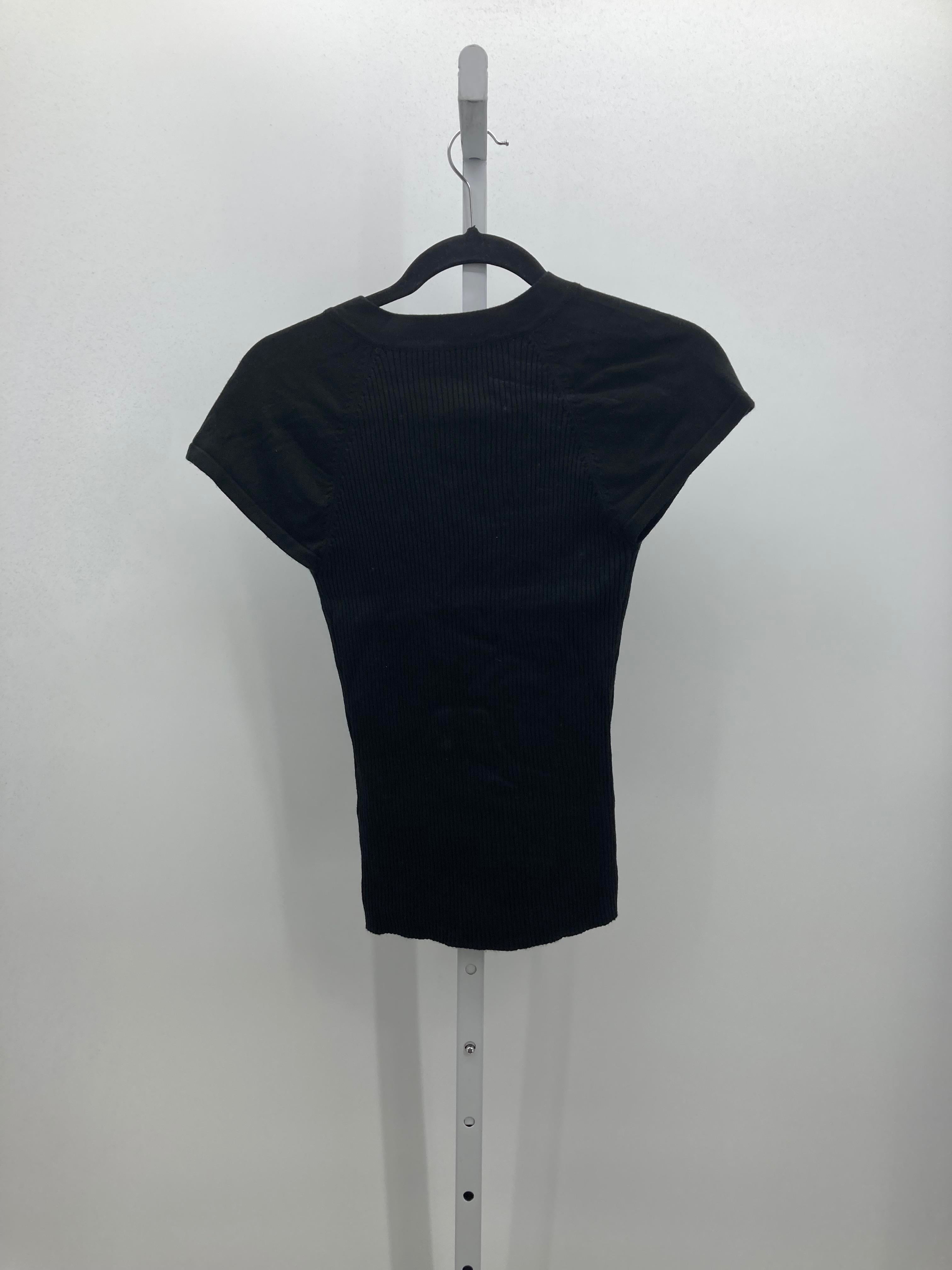 Belldini Size Medium Misses Short Sleeve Shirt