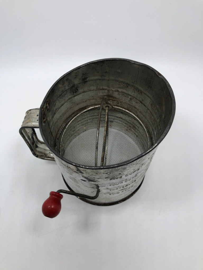 VTG BROMWELL'S MEASURING SIFTER.