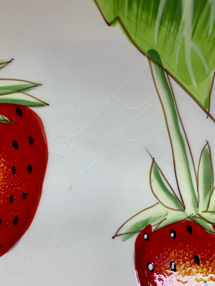 OVAL ROUNDED STRAWBERRY PRINT SERVING BOWL.