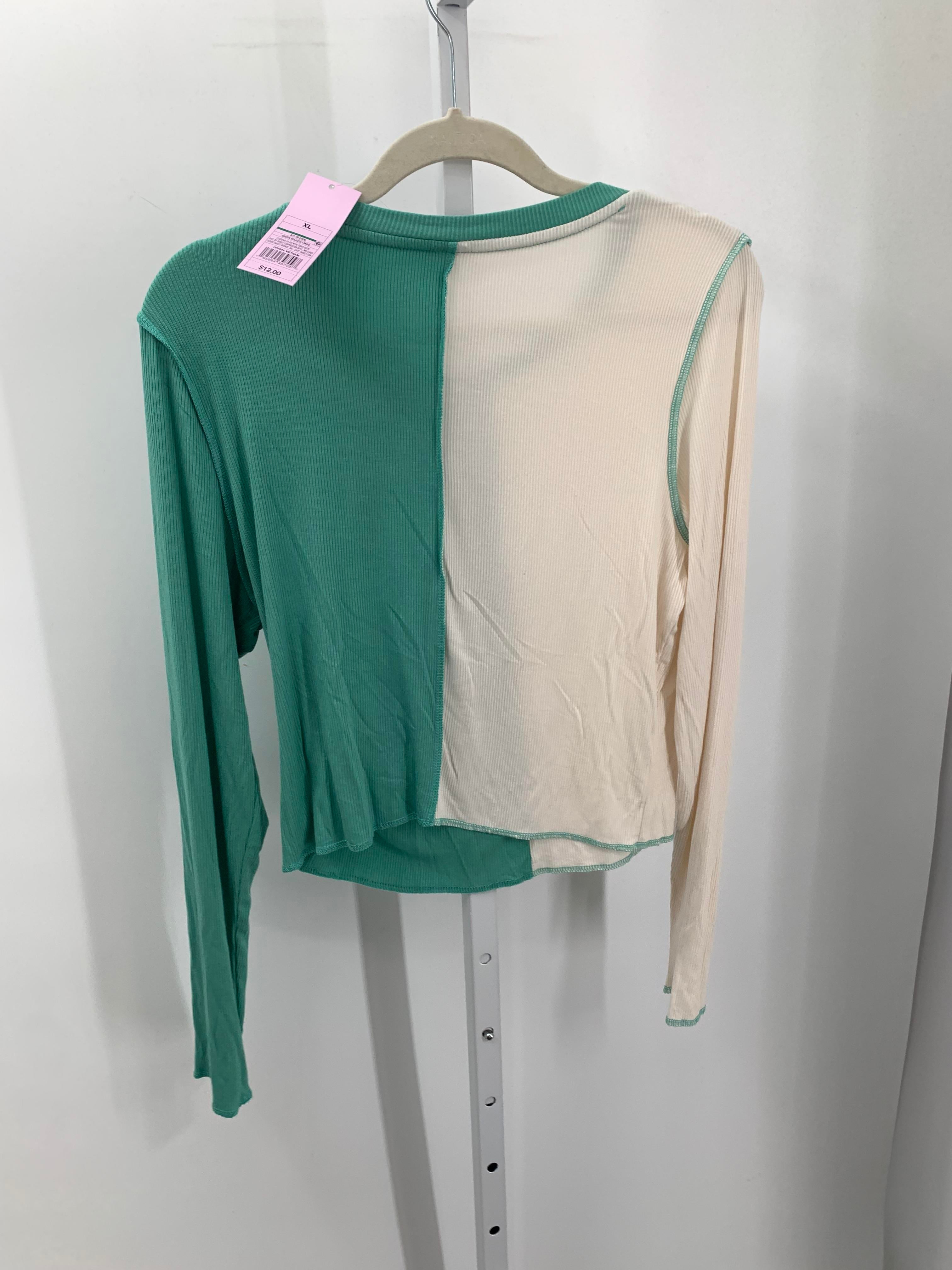 Wild Fable Size Extra Large Juniors Long Sleeve Shirt