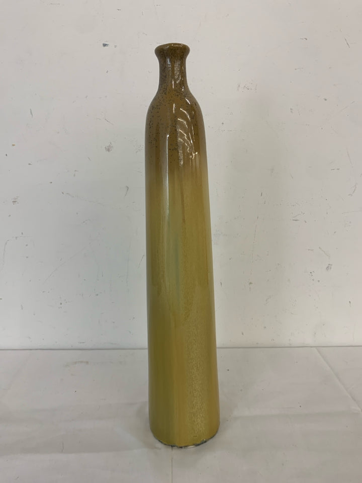 YELLOW BROWN OMBRE NARROW TOP VASE W SLIGHT FLARED TOP.