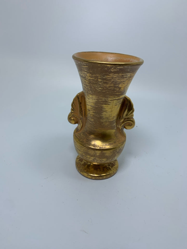 VTG GRANADA GOLD FOOTED VASE.