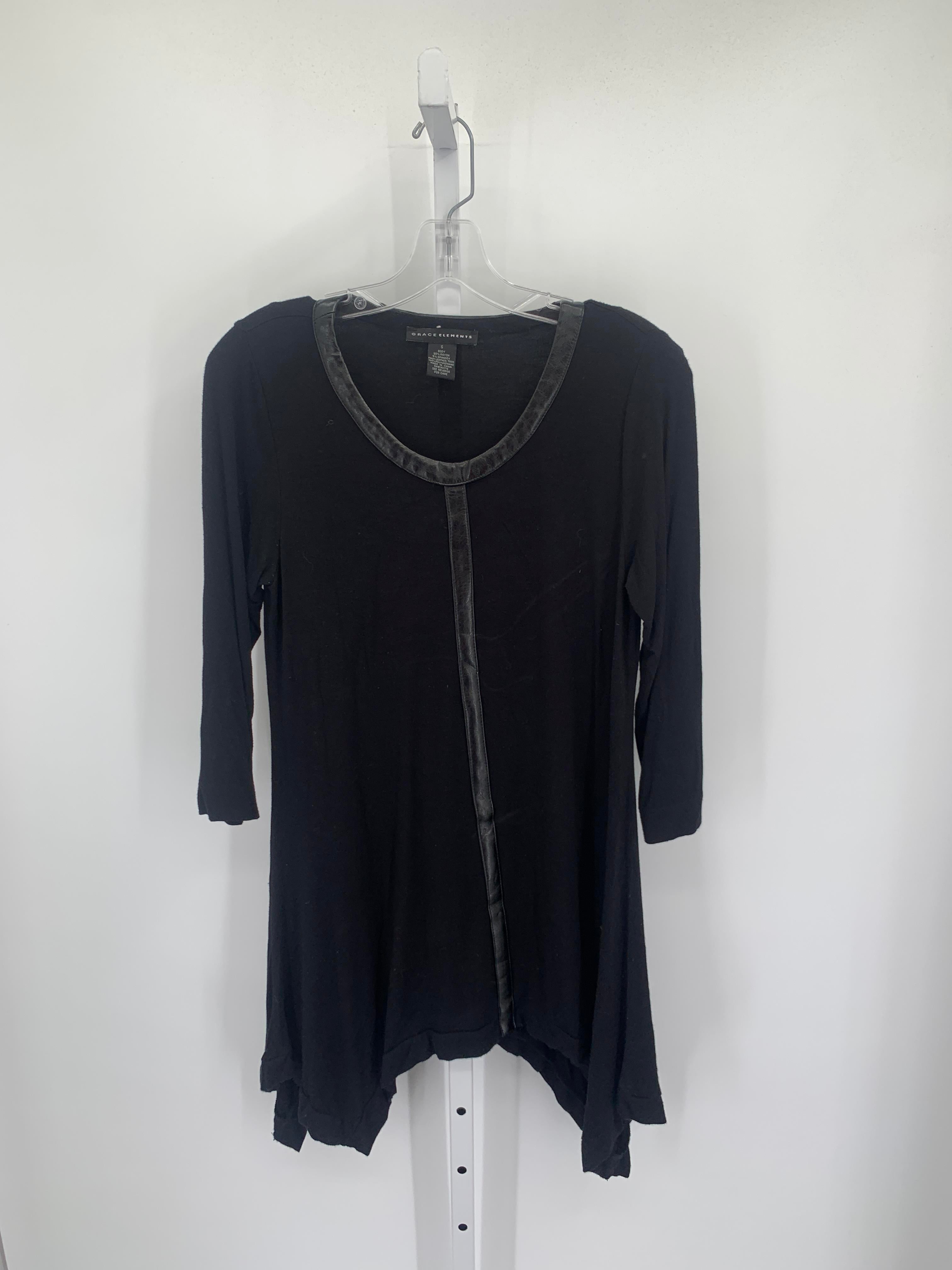 Size Small Misses 3/4 Sleeve Shirt