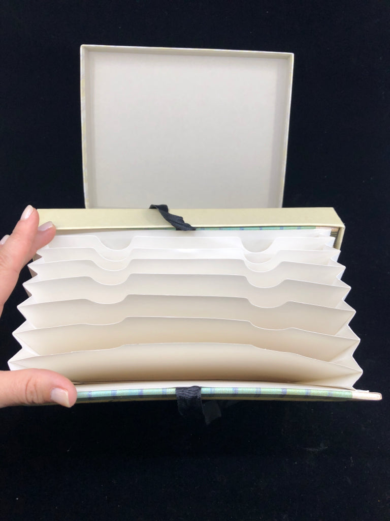 NIB RECIPE ACCORDION FILE.