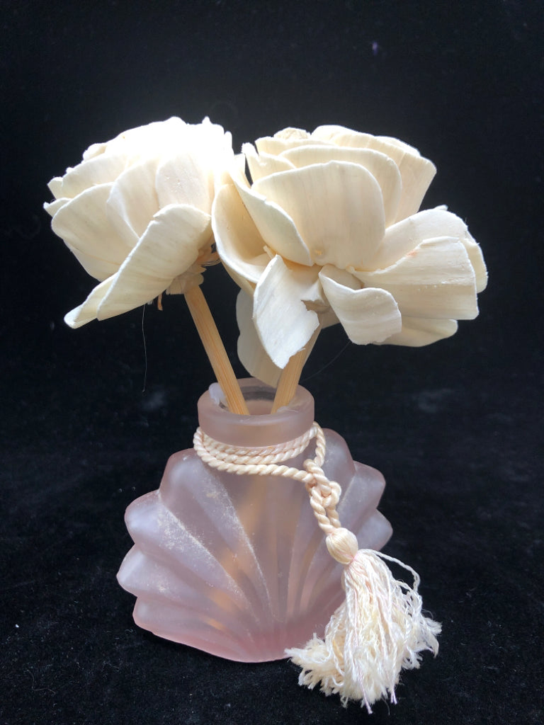 SHELL PINK FROSTED VASE W/FOAM FLORALS.