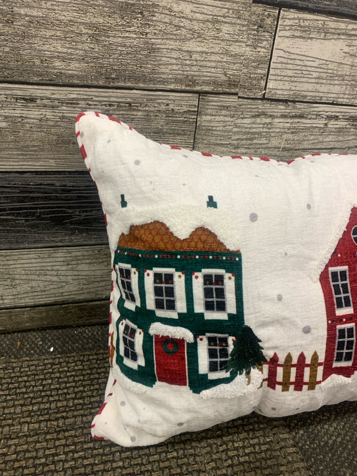 FLUFFY HOLIDAY THROW PILLOW.