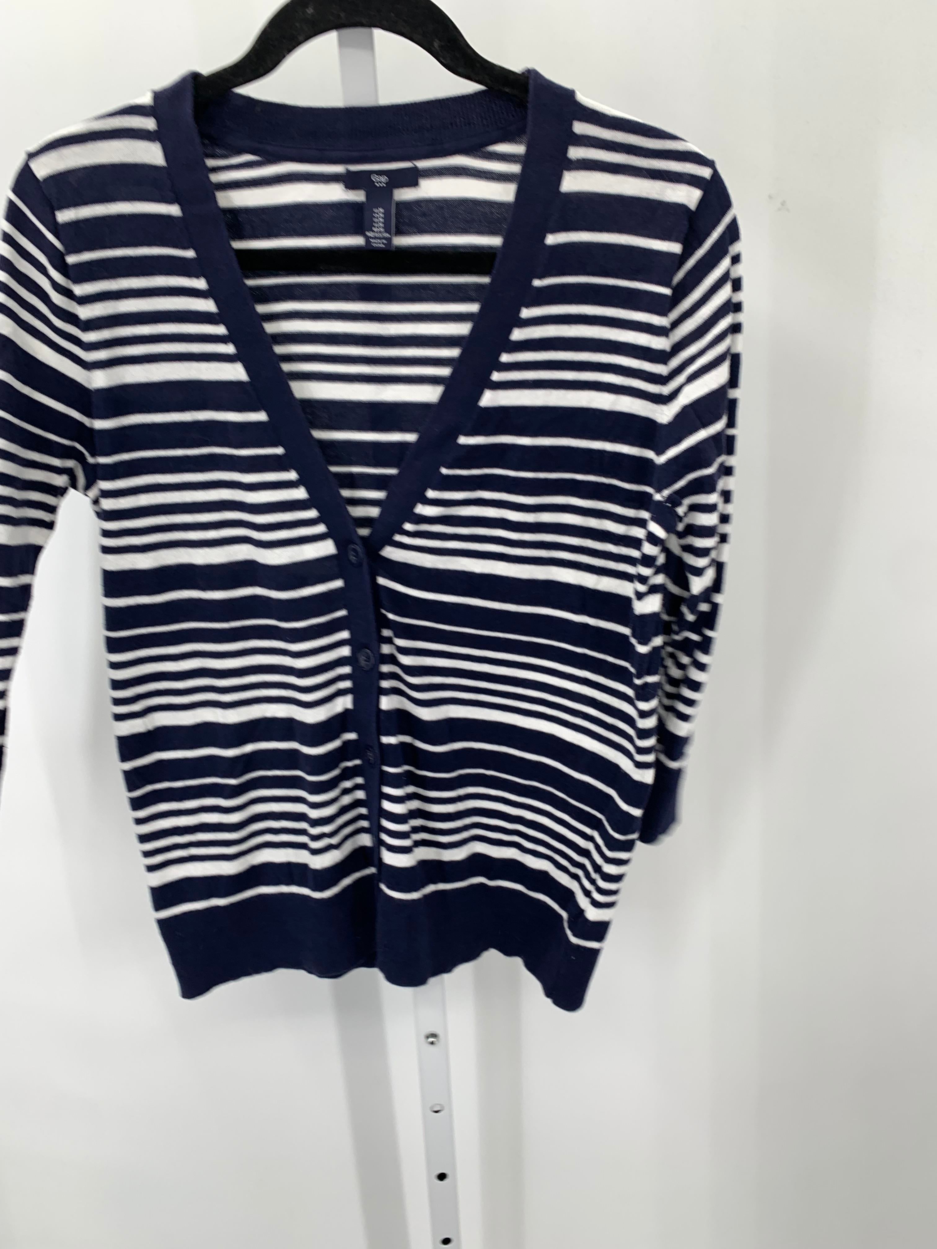 Gap Size Medium Misses 3/4 Sleeve Sweater