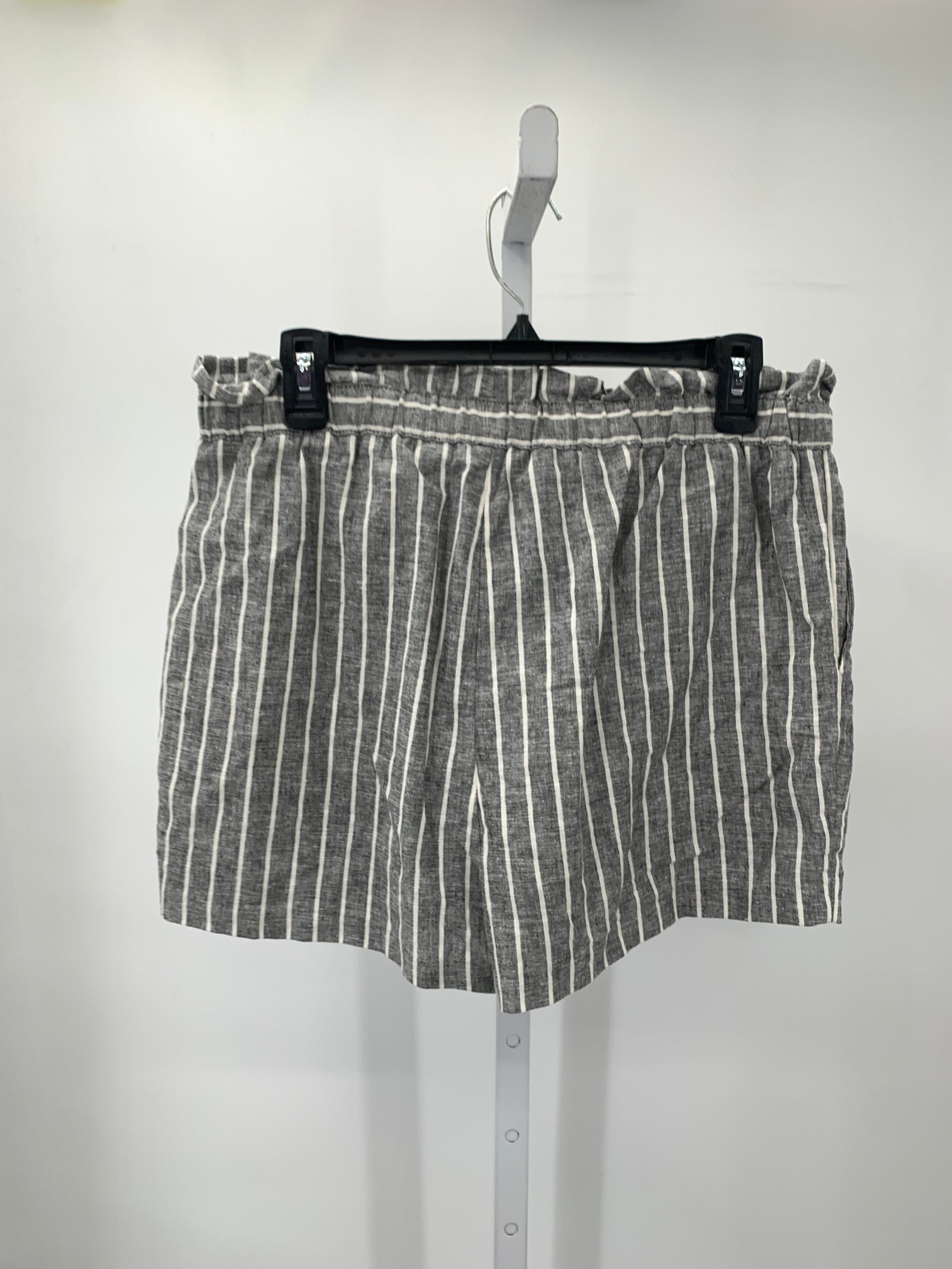 Express Size Medium Misses Shorts