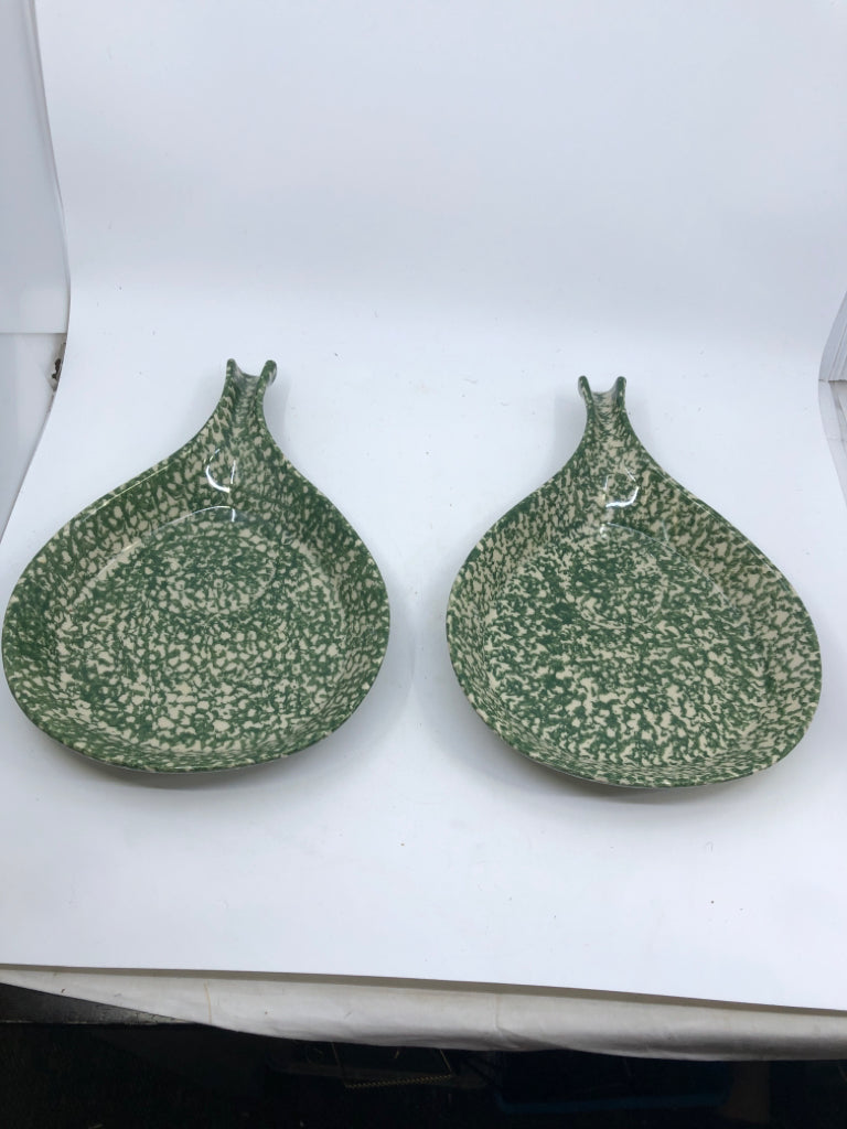 2 LARGE GREEN SPONGED DISHES W HANDLES.