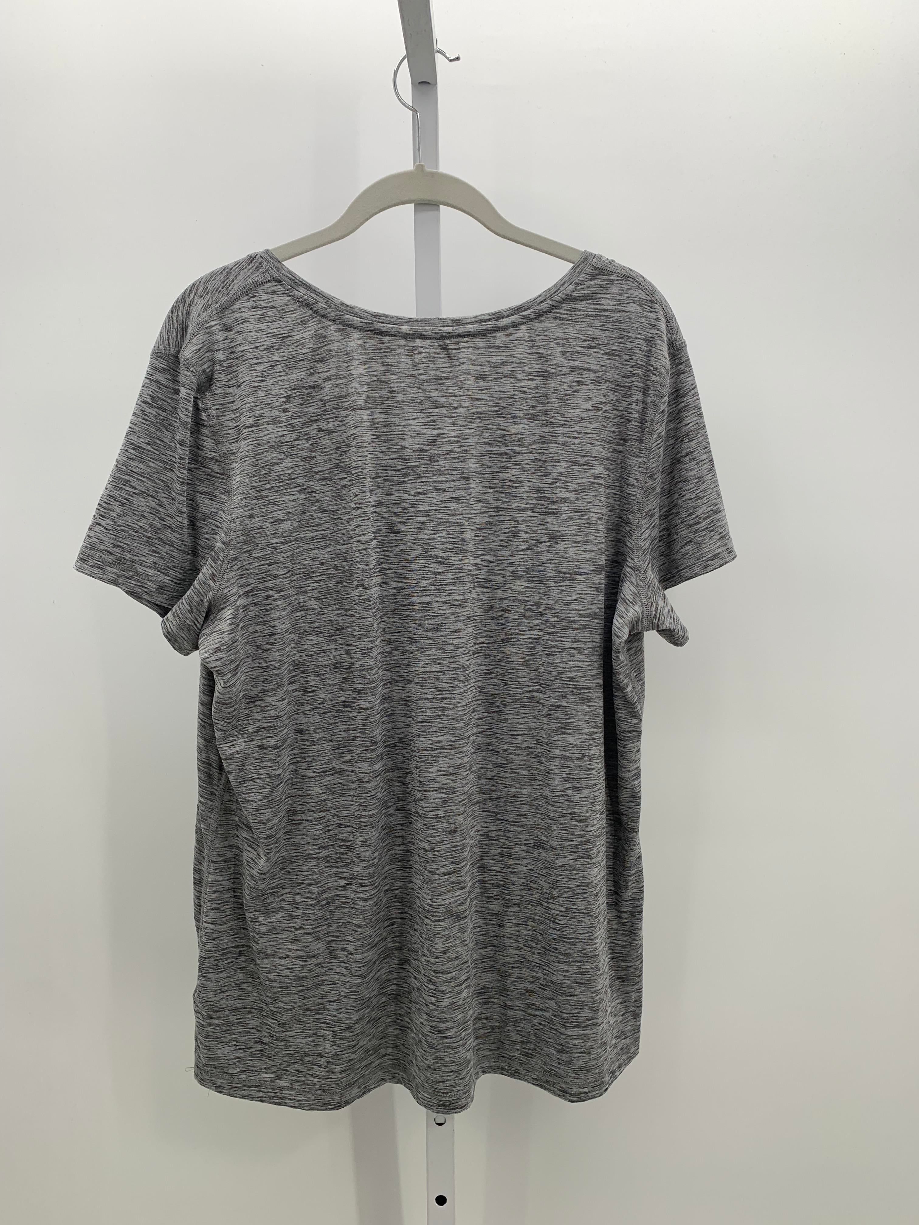 Athletic Works Size XXL Misses Short Sleeve Shirt