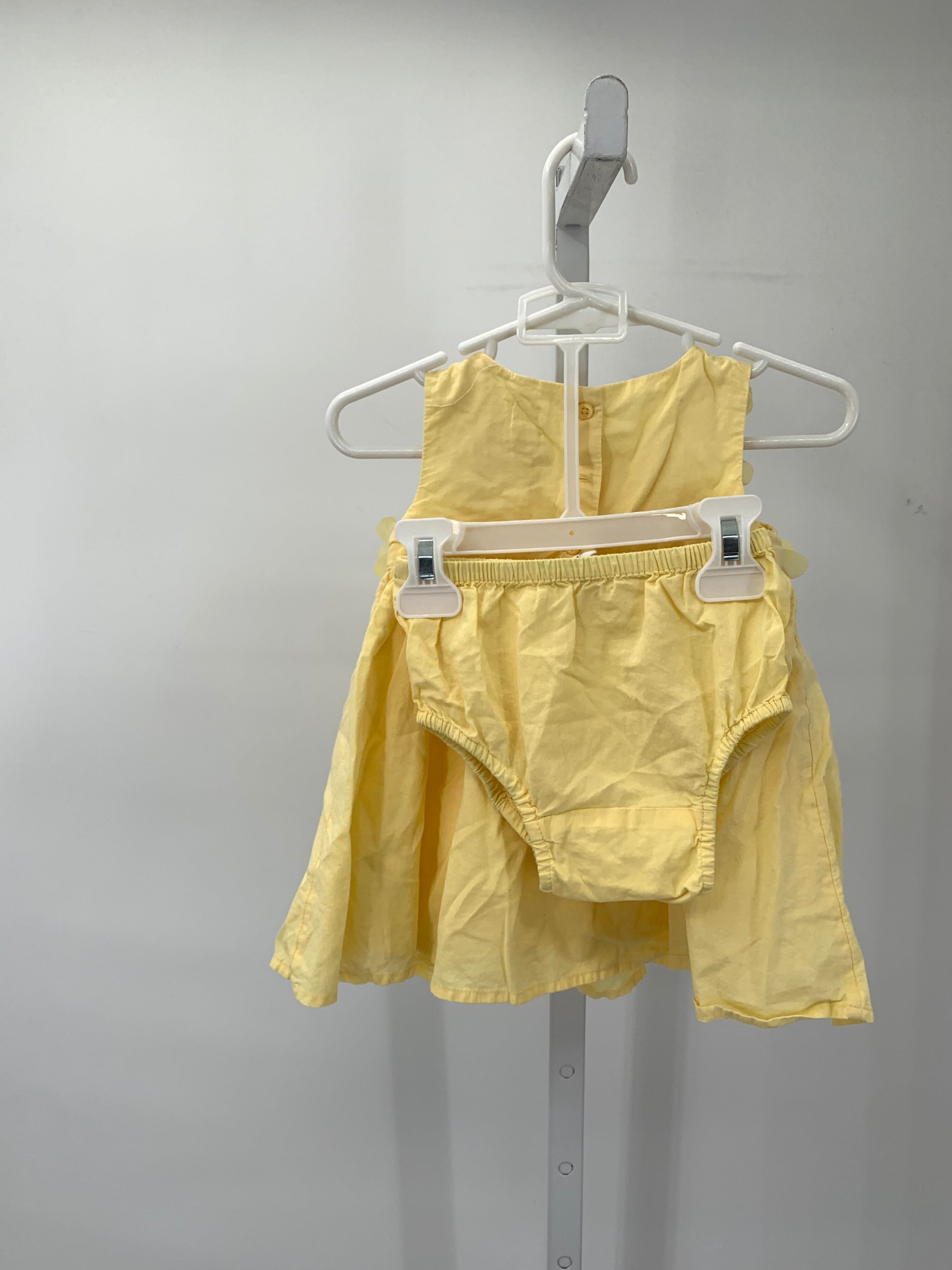 Baby Gap Size 6-12 mon Girls Sleeveless Dress