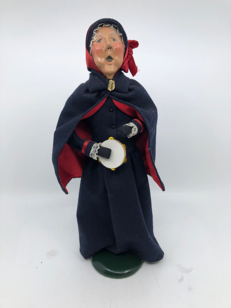 BYERS CHOICE 1994 SALVATION ARMY LADY.