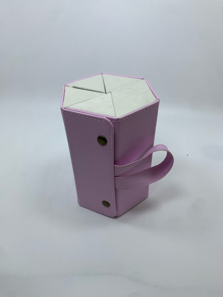 HEXAGONAL EYEGLASSES CASE.