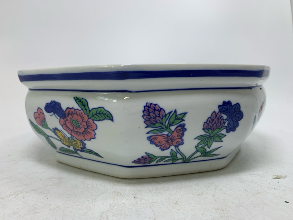 SHALLOW OCTAGON SHAPED ASIAN STYLE PLANTER.