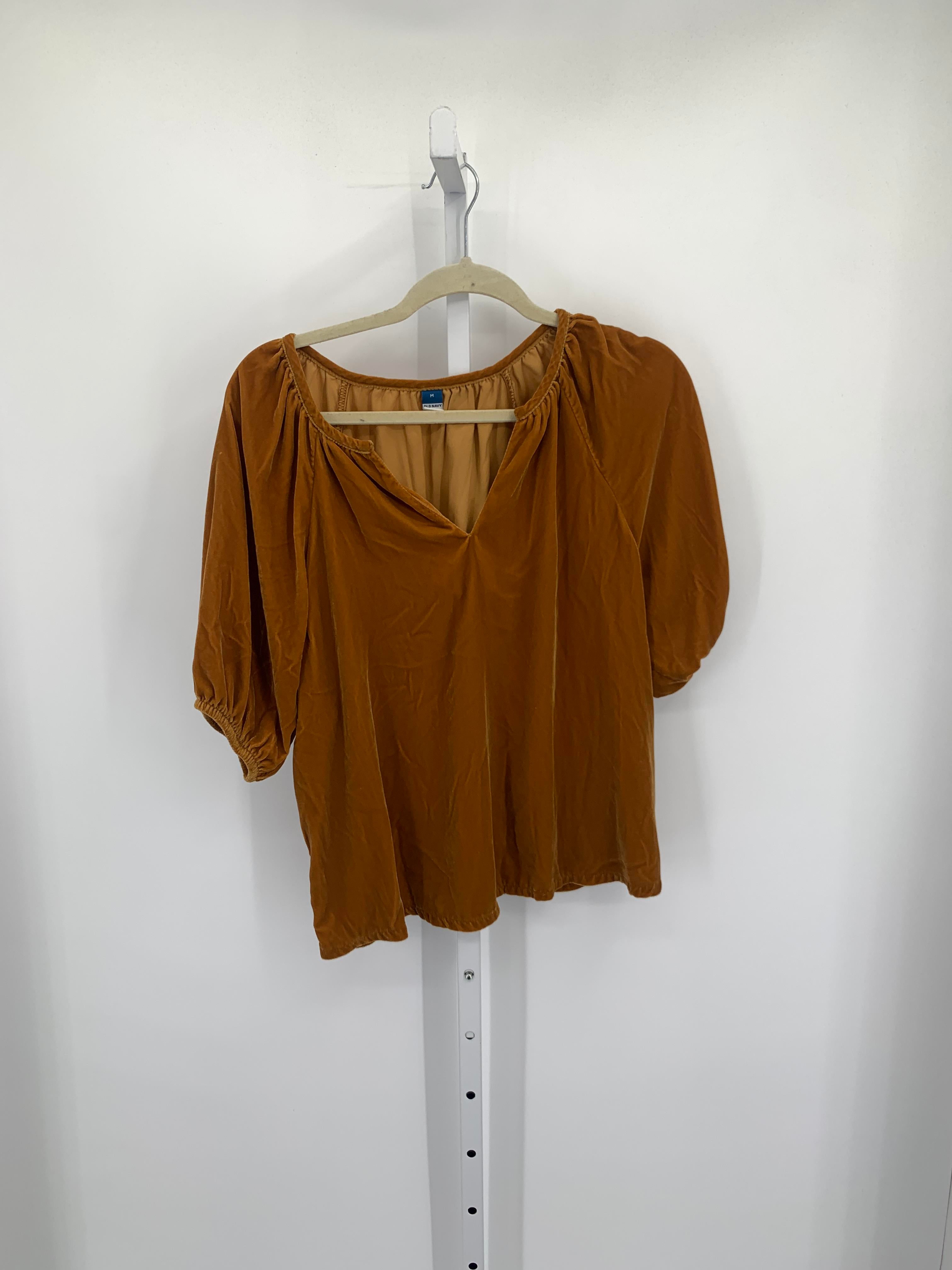 Old Navy Size Medium Misses Short Sleeve Shirt