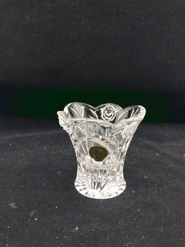 AMERICAN ROSE SMALL VASE.