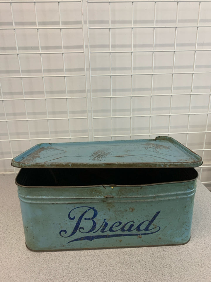 VTG BREAD BOX.