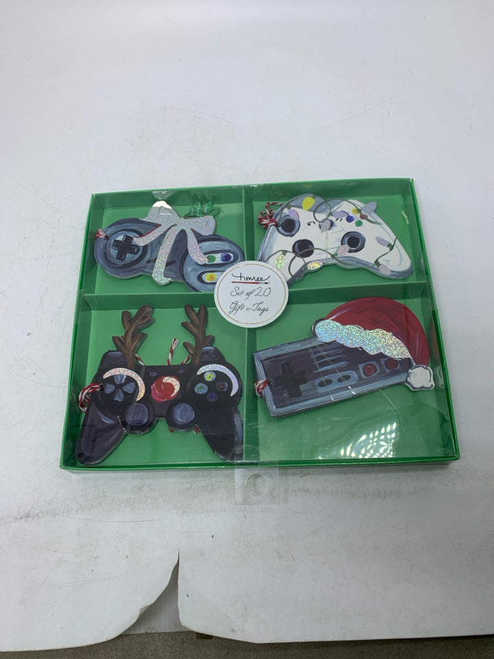 NIP 20 GAME CONTROLLERS GIFT TAGS.