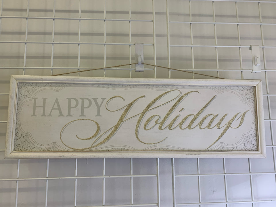 SILVER AND GOLD HAPPY HOLIDAYS WALL DECOR.
