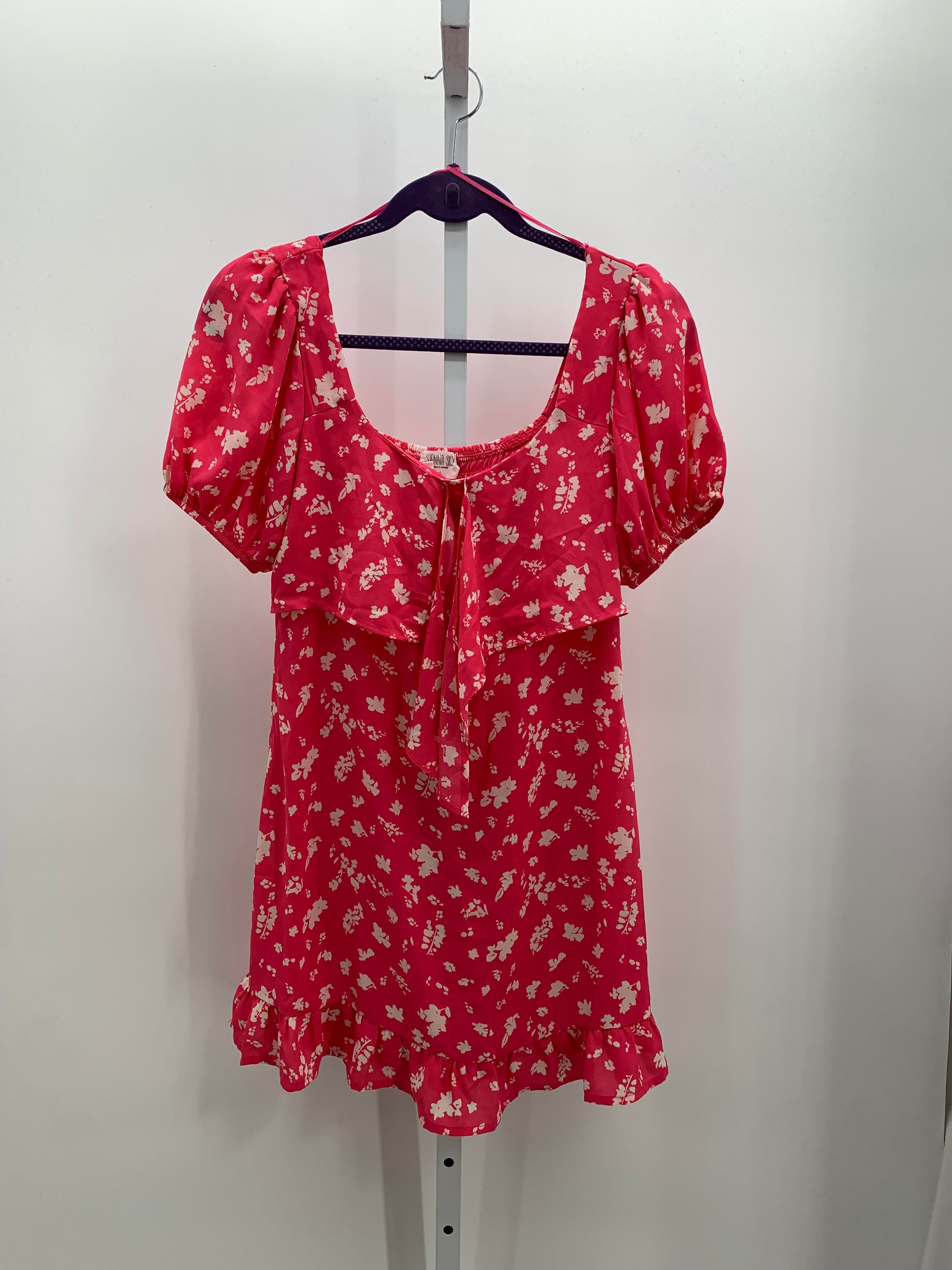 Size Small Juniors Short Sleeve Dress