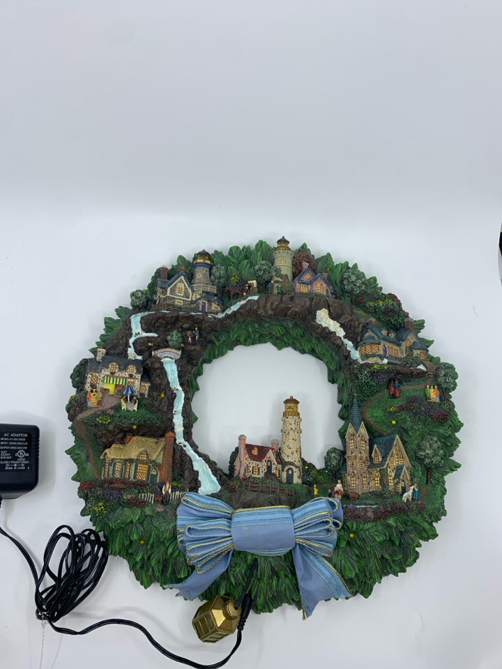 HEAVY RESIN THOMAS KINKADE SEASIDE VILLAGE LIGHT UP LIGHTHOUSE WREATH.