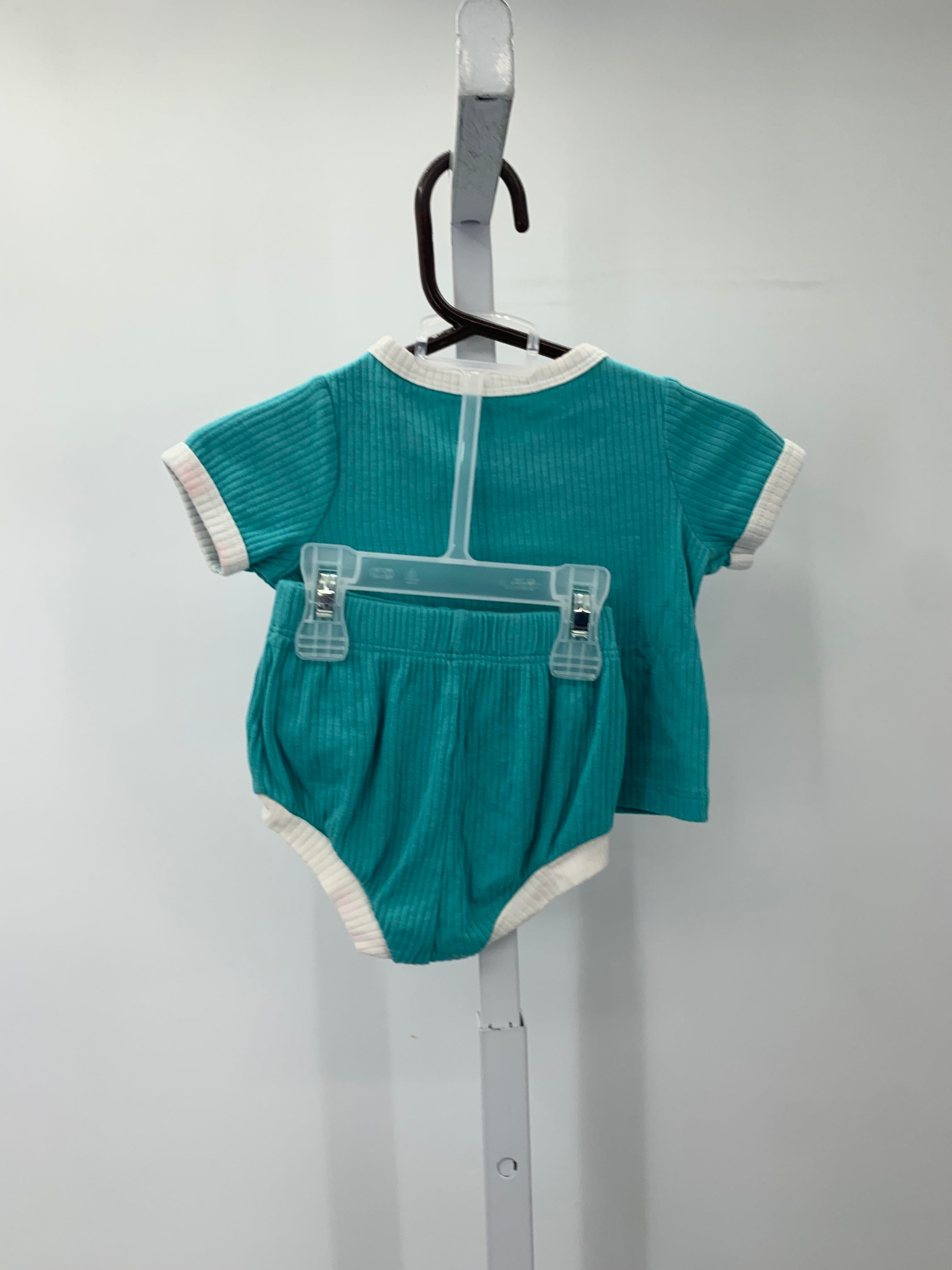 RIBBED KNIT SHIRT AND SHORTS