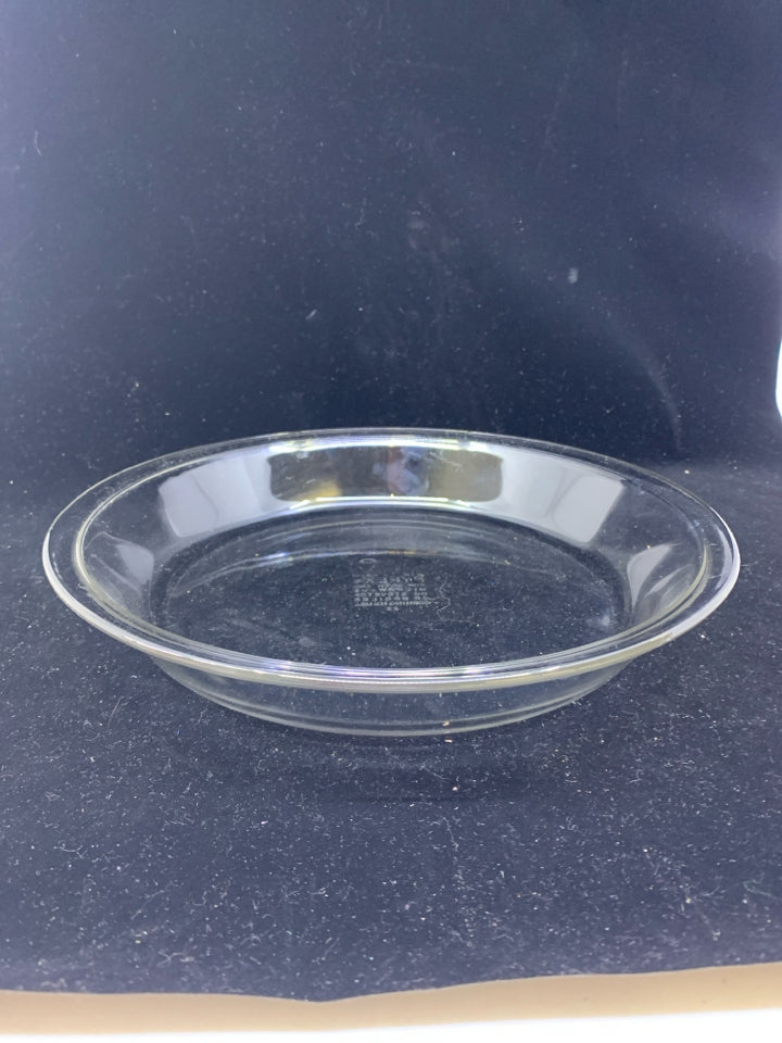 PYREX PIE DISH.