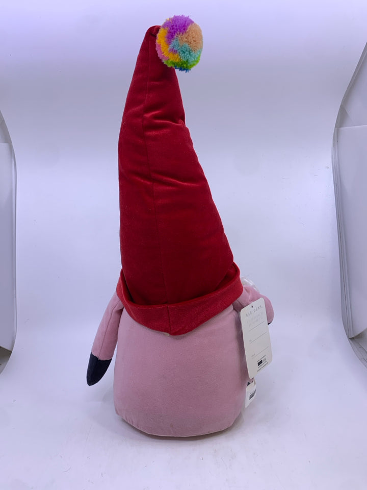 BE KIND GNOME HOLDING HEART.