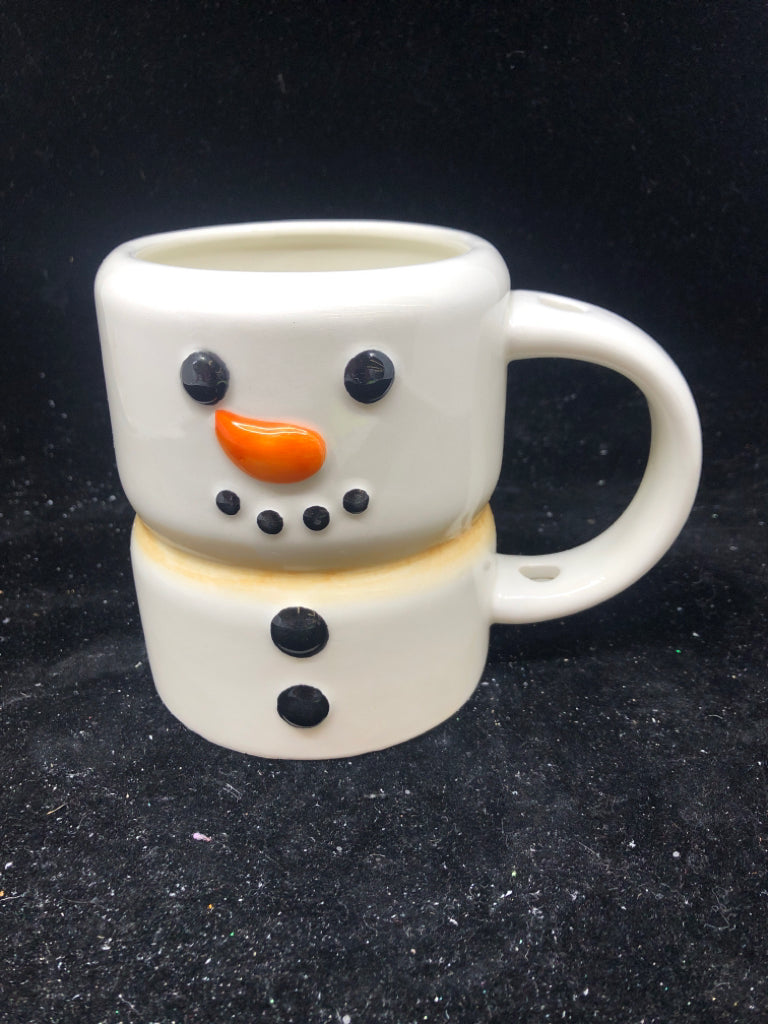 LARGE WHITE SNOWMAN MARSHMALLOW MUG.