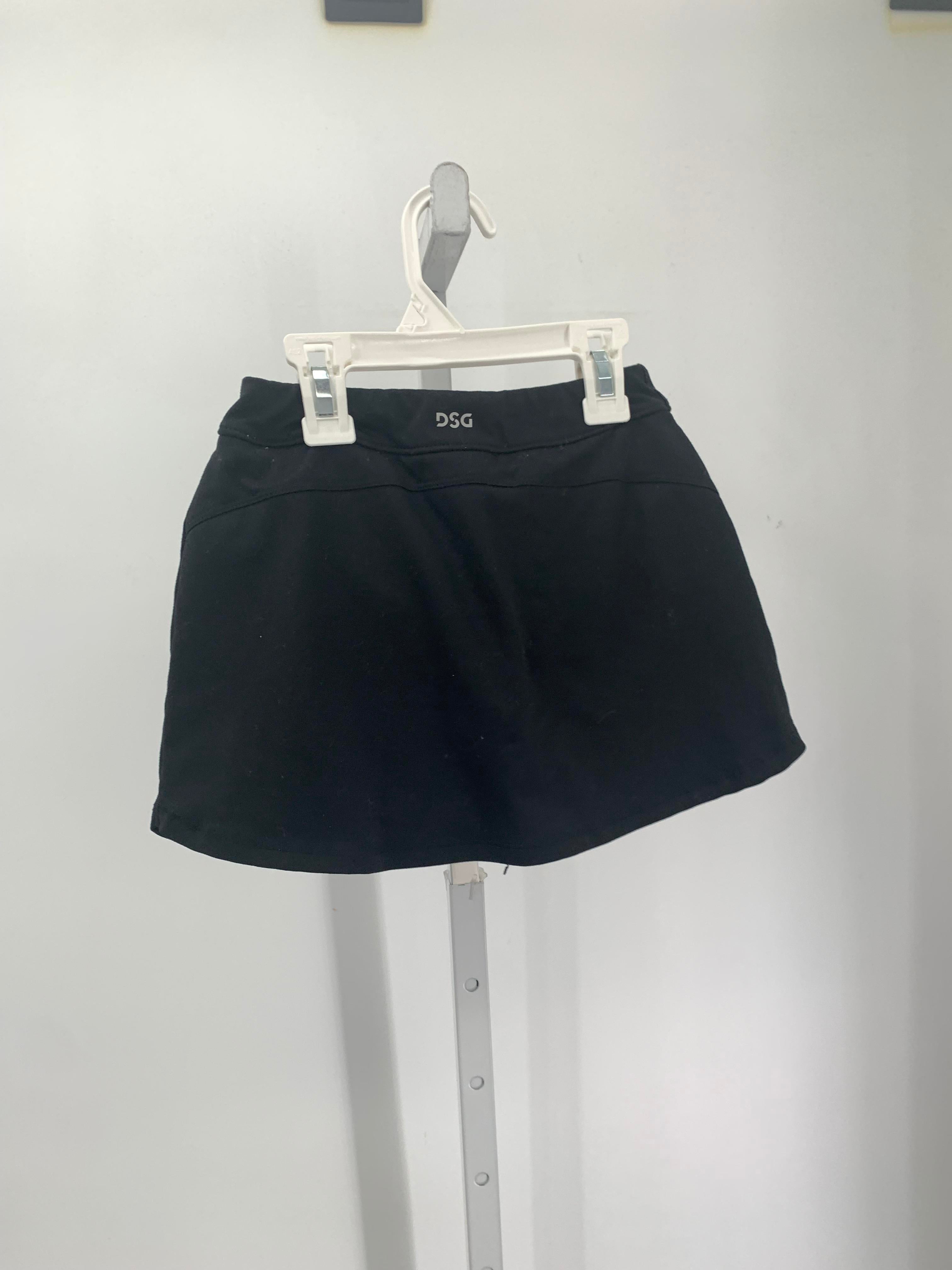 DSG Size 6-7 Girls Skort