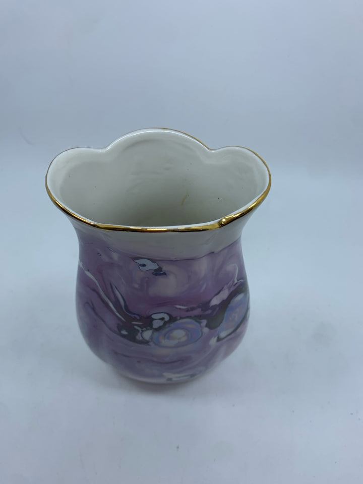 BLUE MARBLE VASE.