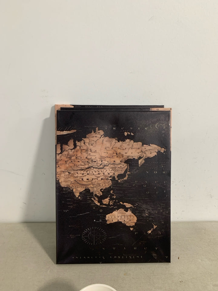 3PC WORLD MAP CANVAS.