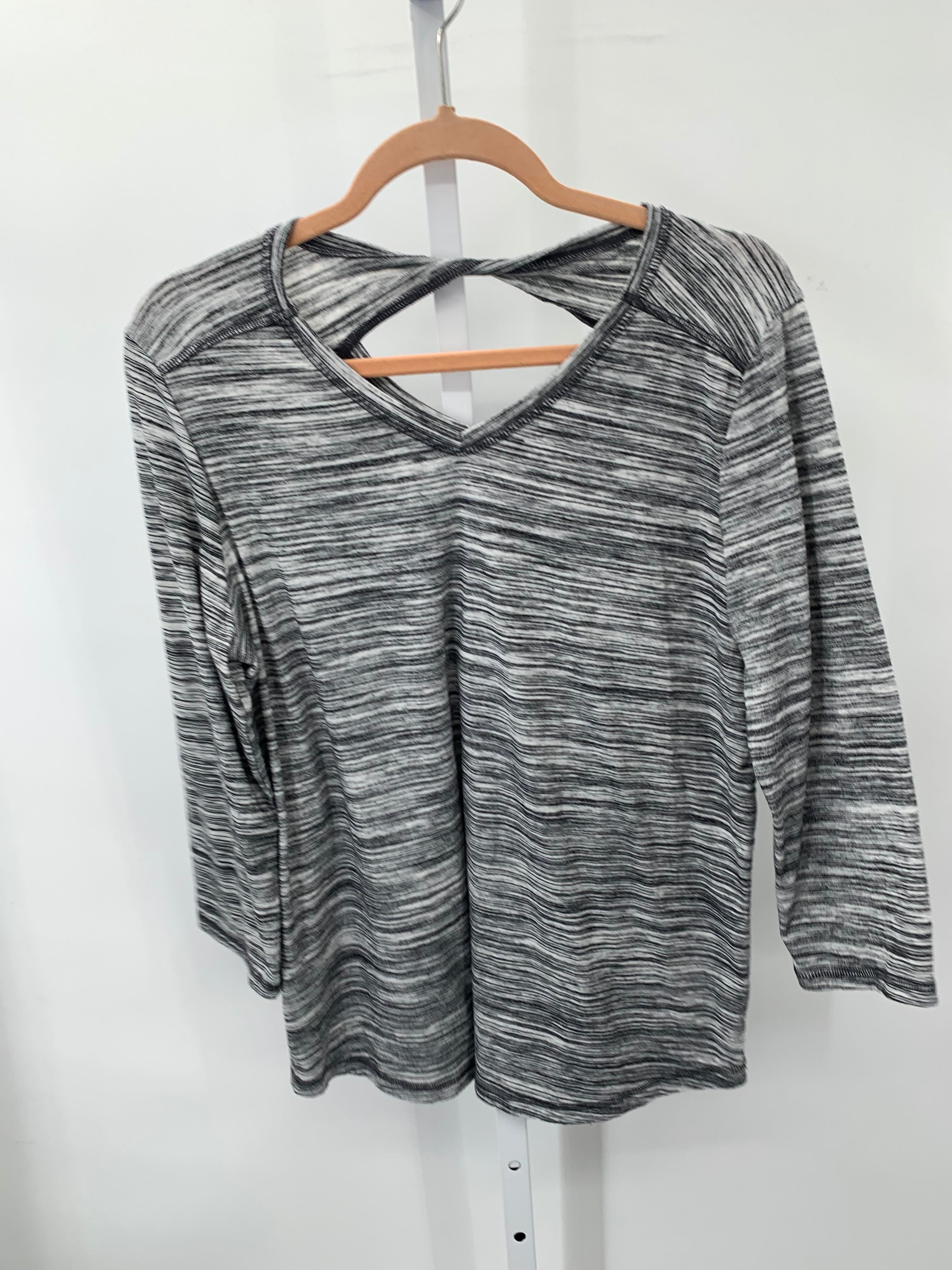 St. Johns Bay Size Large Misses 3/4 Sleeve Shirt