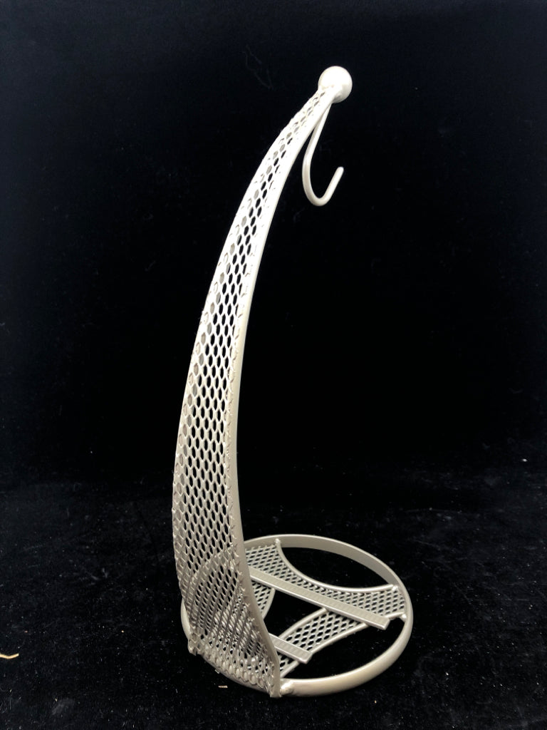 GREY EIFFEL TOWER METAL BANANA HOOK.