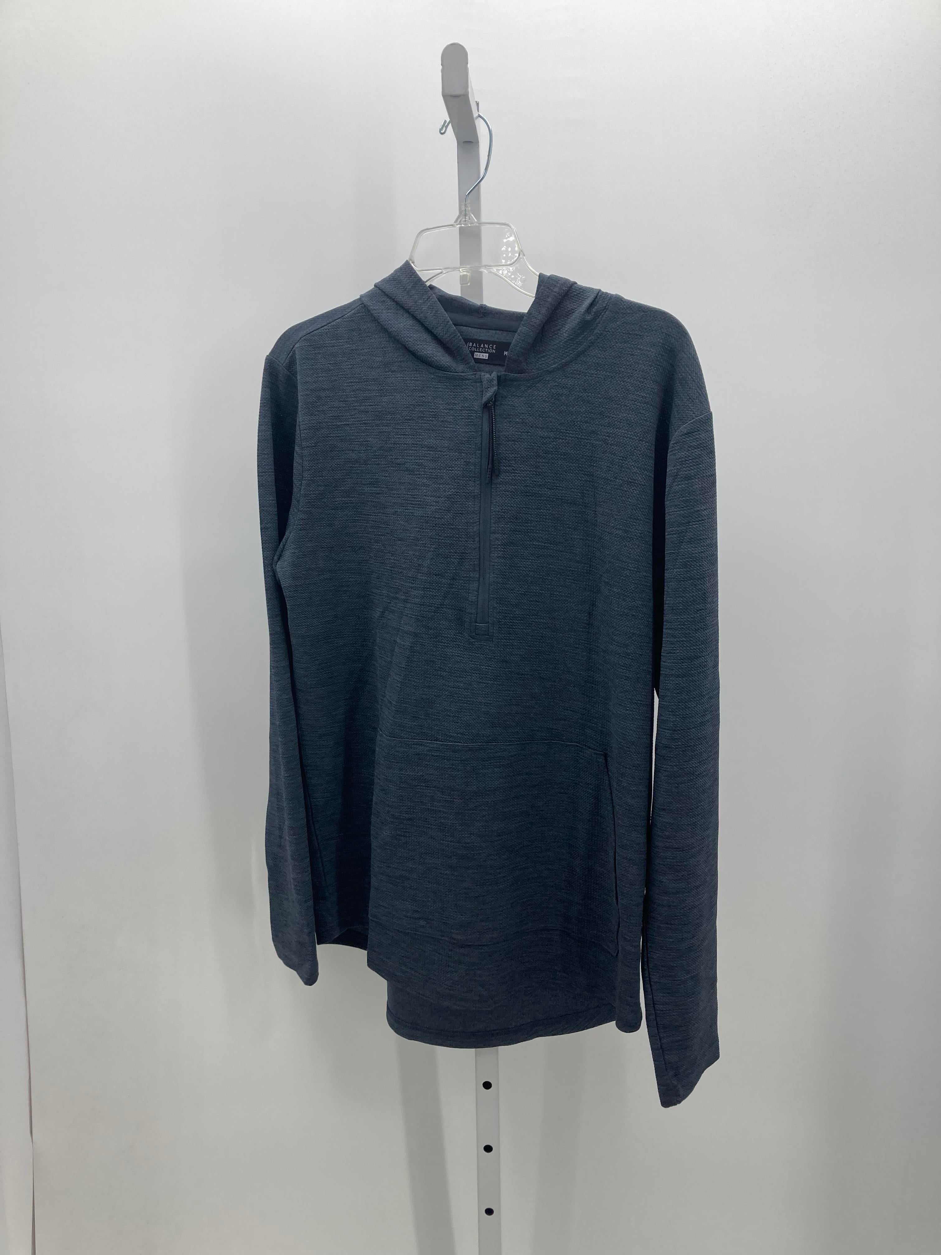 HOODED PARTIAL ZIP.