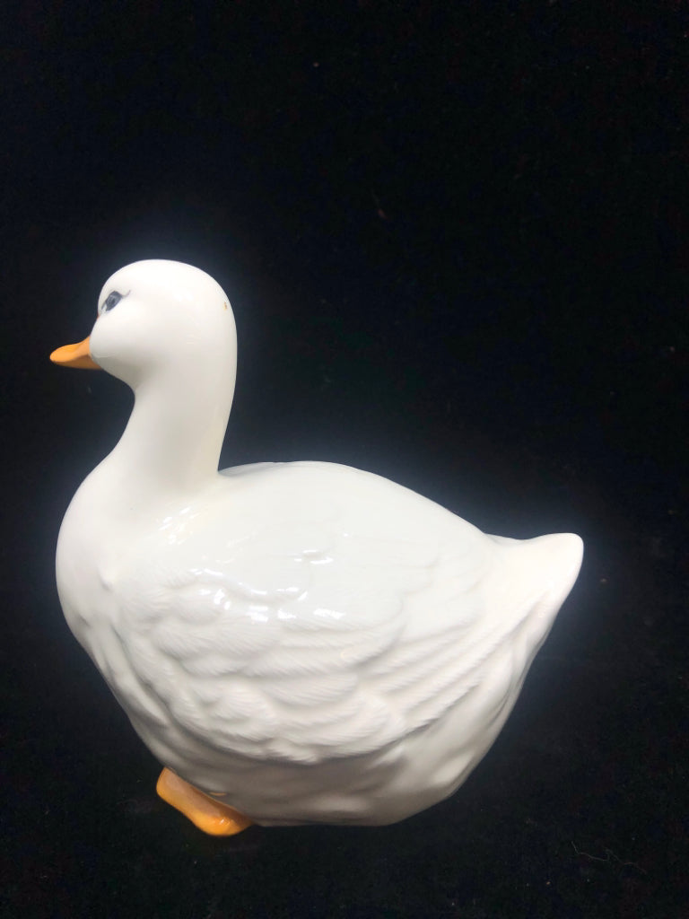 WHITE GLAZED DUCK.