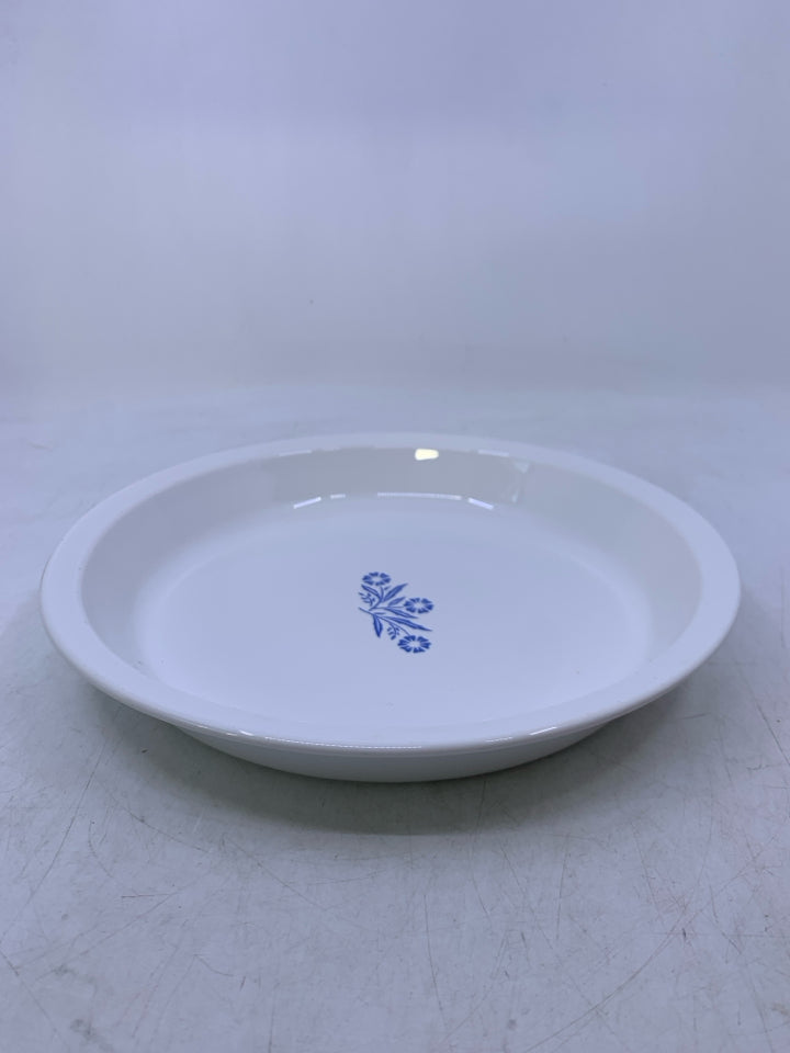 WHITE BLUE CORNFLOWER PIE PLATE.