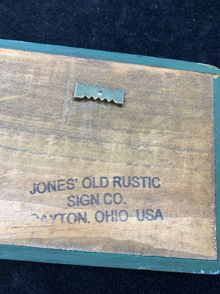 GREEN WOOD "WILDFLOWERS" SIGN.