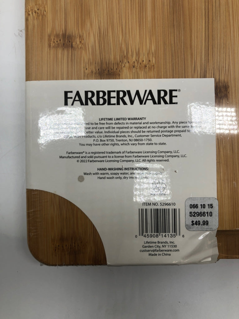 NIP FARBERWARE 3PC BAMBOO CUTTING BOARDS.
