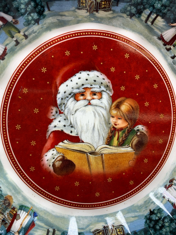 CHRISTMAS SERVING BOWL- VILLEROY & BOCH- TOY'S FANTASY.