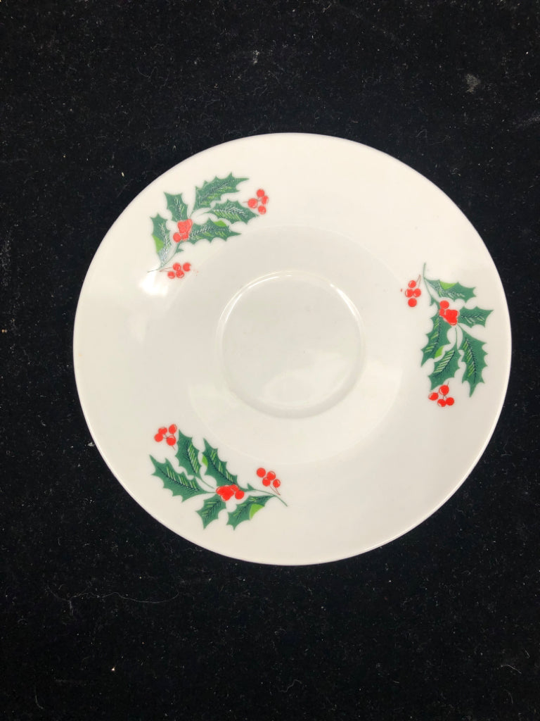 16PC HOLLY & BERRIES DISH SET- 4 DINNER PLATES, 4 SAUCERS, 4 CUPS, 4 LUNCH PLATE